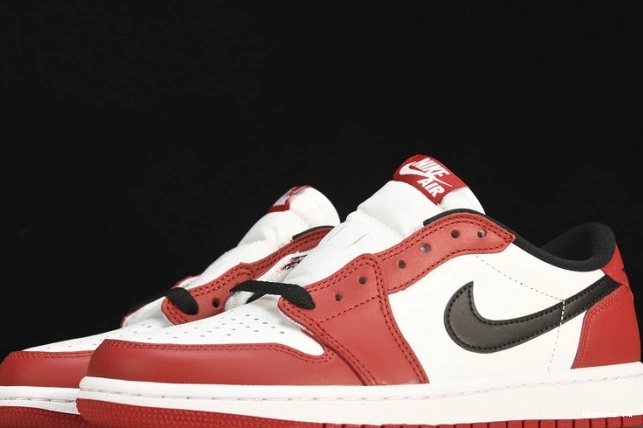 Retro Jordan  Low   705329-600  Chicago 1 (2016) 1103